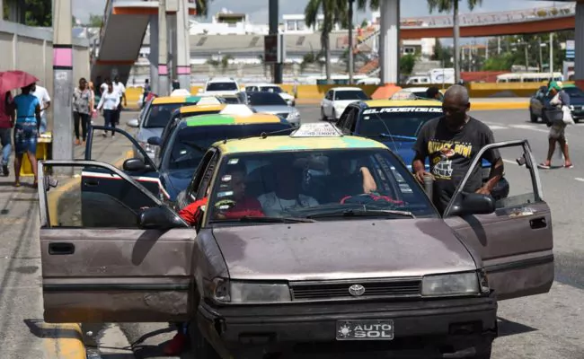 Choferes y motoristas valoran propuesta de capacitación de Intrant e Infotep