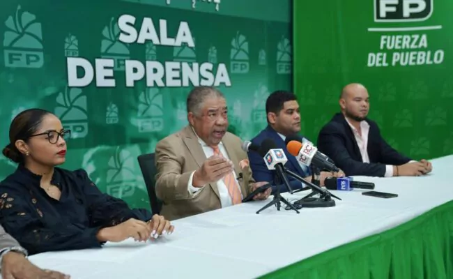 Fuerza del Pueblo rechaza designación de Amparo Custodio como alcaldesa de La Vega