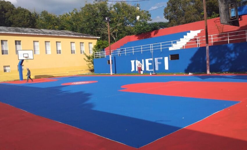 Inefi remoza histórica instalación deportiva considerada la más antigua de Santiago
