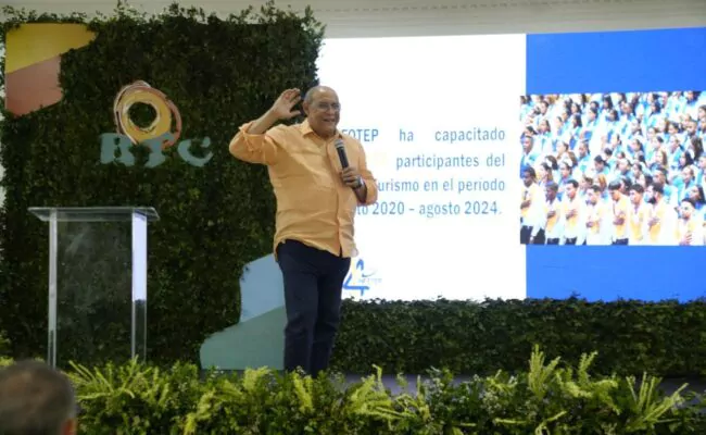 INFOTEP capacita 121, 944 participantes del sector Turismo en el período agosto 2020 – agosto 2024