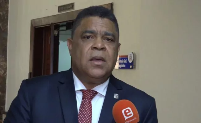 Ex diputado Juan Julio Campos renuncia del PLD