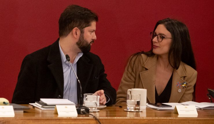 Boric sustituye temporalmente a Camila Vallejo por embarazo