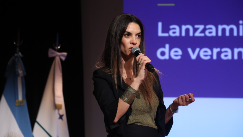 Yanina Martínez viajó a Europa antes de solicitar el permiso respectivo, reportaron medios.