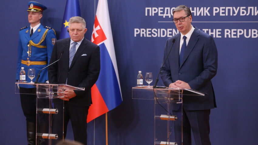 El primer ministro de Eslovaquia visitará Moscú por el tránsito de gas