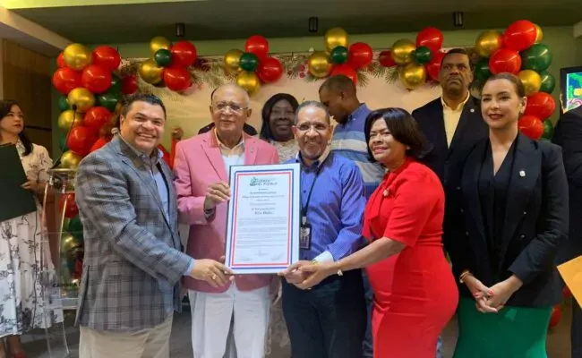 Periodista de ACD Media , Félix Montán, recibe Reconocimiento al Mérito del Periodismo Legislativo