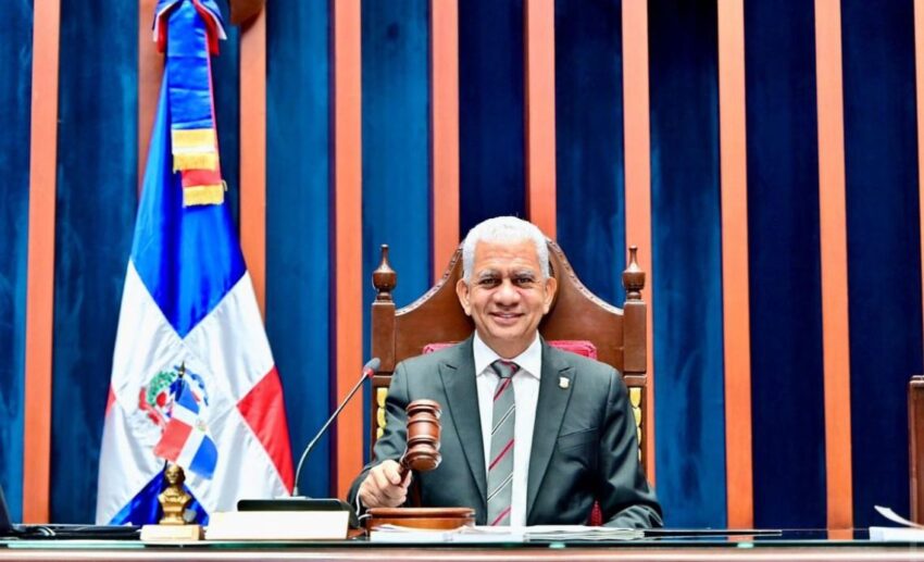 Presidente del Senado califica la salud mental como un pilar fundamental para la sociedad