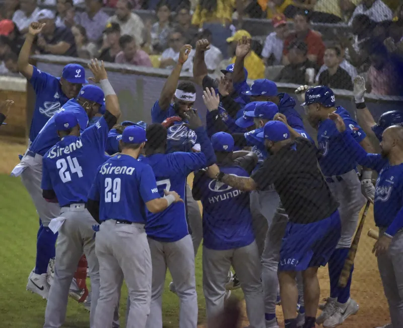 Licey le gana a las Águilas por blanqueada 7-0: Jorge Alfaro y Troy Johnston lideran la ofensiva