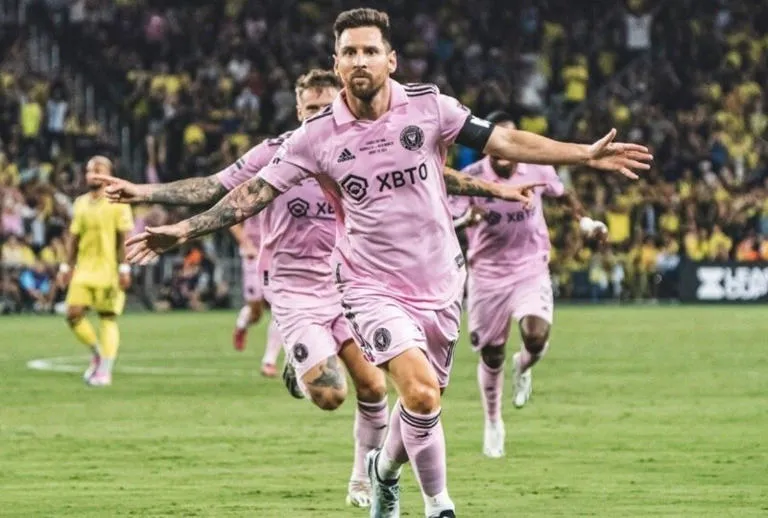 Los goles más famosos y todos los récords de Lionel Messi en el fútbol internacional