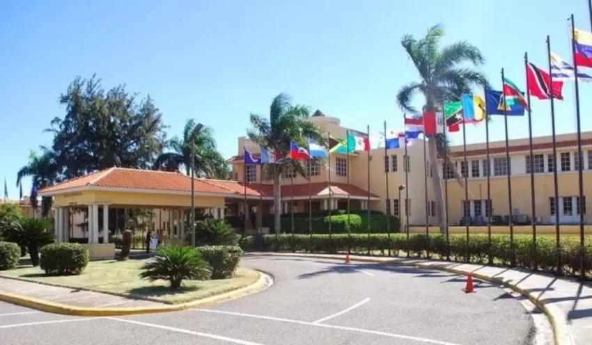 Abinader realiza más cambios en Cancillería