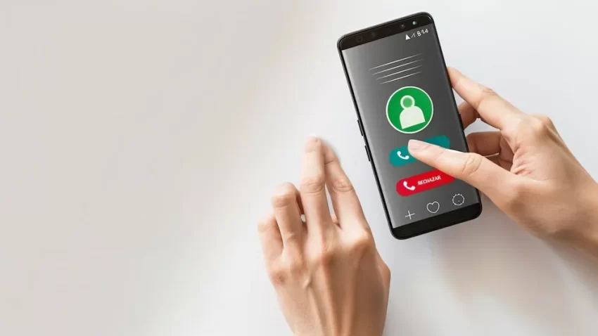 Evita que roben los datos de la cuenta bancaria con estos trucos cuando te llame un número desconocido