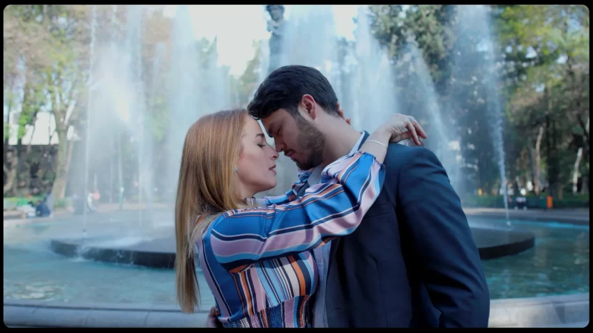 Henya lanza video filmado en México de su canción "La Mujer del Atalaya".