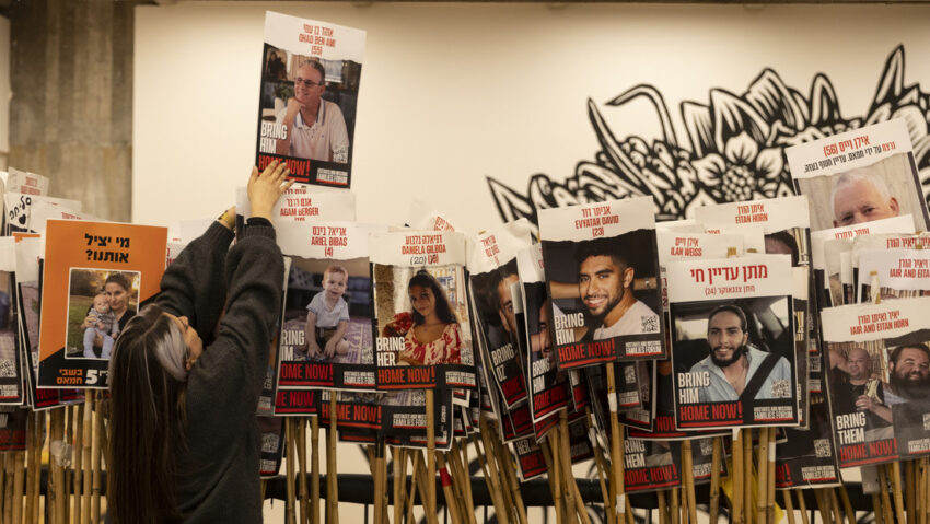 ¿Quiénes¿Quiénes son los argentinos rehenes de Hamás que podrían ser liberados tras el acuerdo con Israel? son los argentinos rehenes de Hamás que podrían ser liberados tras el acuerdo con Israel?