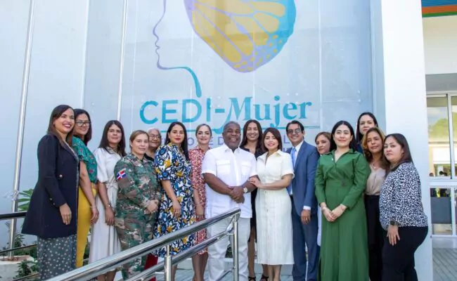 Gabinete de Política Social inicia en Santiago primera fase del Centro de Desarrollo Integral para la Mujer