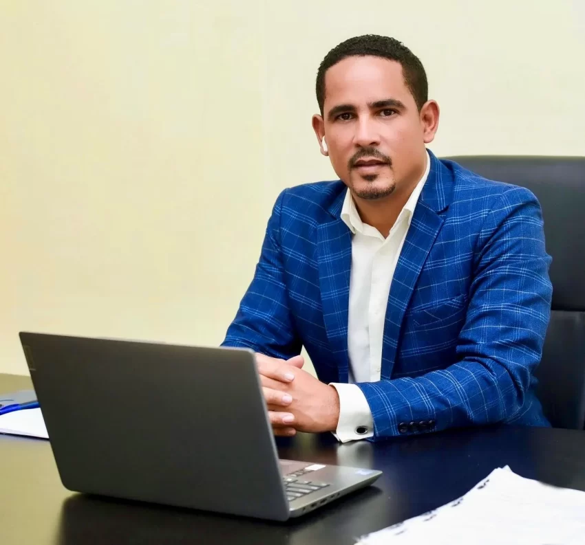 República Dominicana ante el Espejo de Guyana: Crecimiento, Minería y Transparencia  