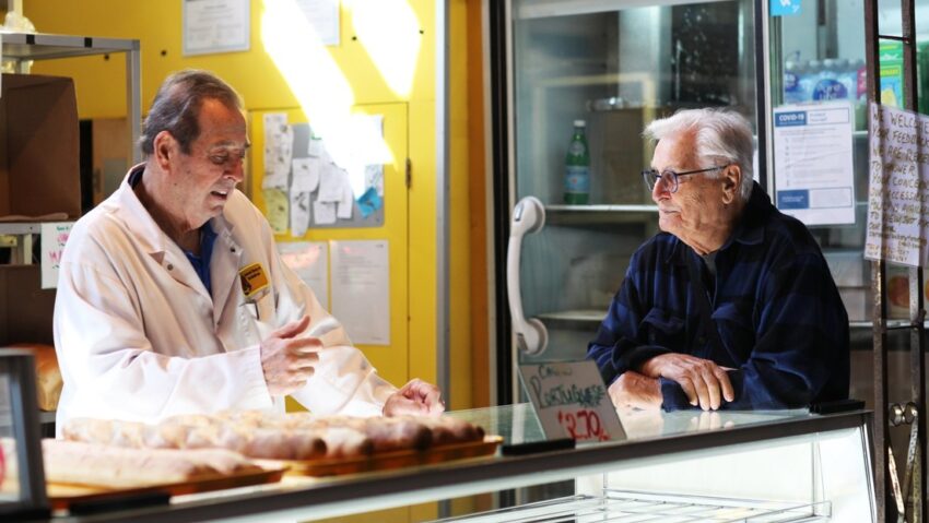 Mexicanos y canadienses instan a consumir productos nacionales ante los aranceles de Trump