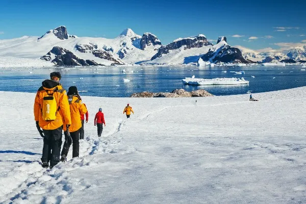 Quark Expeditions anuncia viaje a Snow Hill con programa de fotografía