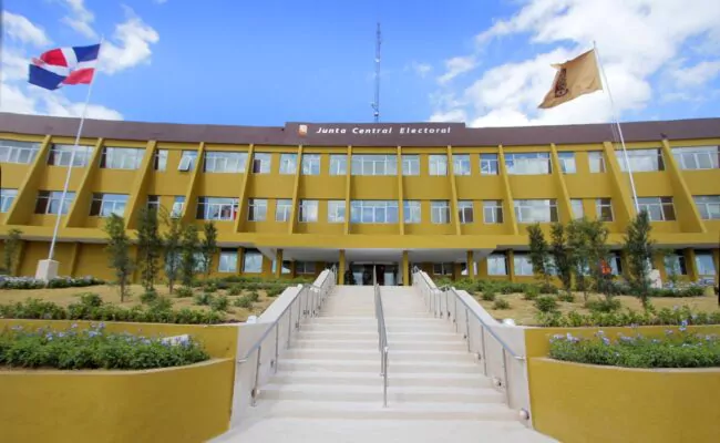 JCE se reunirá el 26 con organizaciones políticas para abordar ley que regulará candidaturas independientes