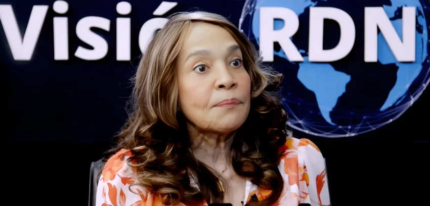 Rebeca Herrera critica a comunicadores dominicanos por su rol en temas haitianos y destaca postura de Marco Rubio