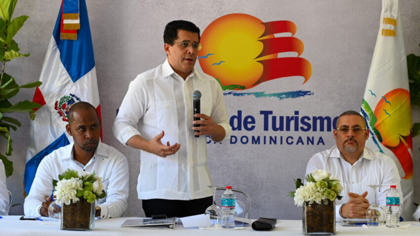 El Gobierno ha comenzado la construcción del muelle turístico Caleta, ubicado en La Romana, con una inversión de RD$ 30,773,790.
