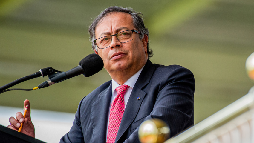 Petro: "Ucrania está a punto de caer en una situación de colonia"