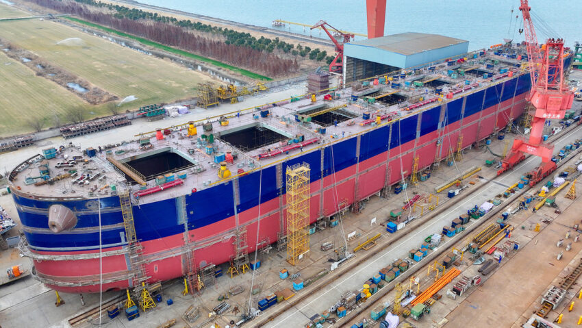 Trump propone imponer un cobro de entre 1 y 3 millones de dólares a los barcos chinos que ingresen a los puertos de EE. UU.