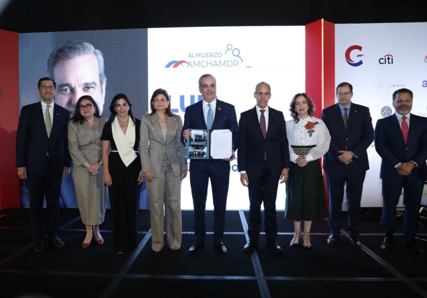 Presidente Abinader afirma que la República Dominicana de hoy está más fuerte, más próspera y más preparada para el futuro que nunca antes