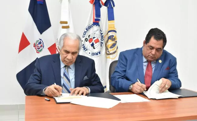 Acuerdo con CONAPE establece asistencia y servicios de salud para los notarios adultos mayores