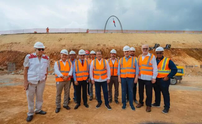 Paliza y Estrella supervisan obras viales en Plaza de la Bandera e Isabel Aguiar; se realizan con recursos de Aerodom