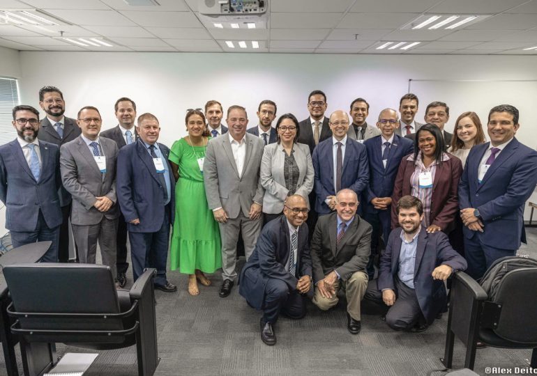 Héctor Porcella representa a República Dominicana en la IV Reunión del Comité Ejecutivo Especial de la CLAC en Brasil