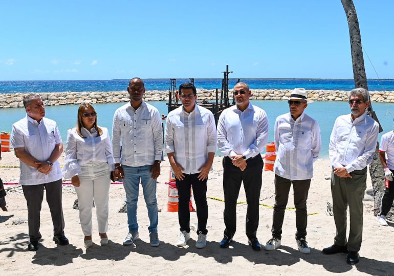 Turismo inicia construcción muelle turístico Caleta en la Romana