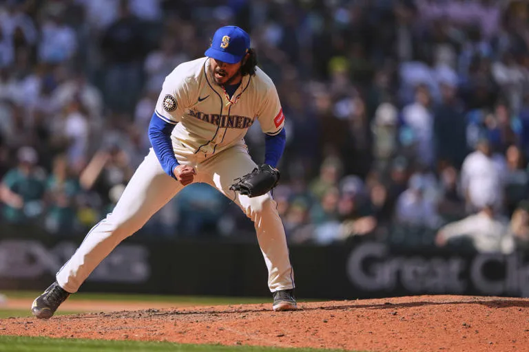 Raleigh conecta jonrón por tercer juego consecutivo, Marineros vencen 3-1 a Rangers y completan la barrida