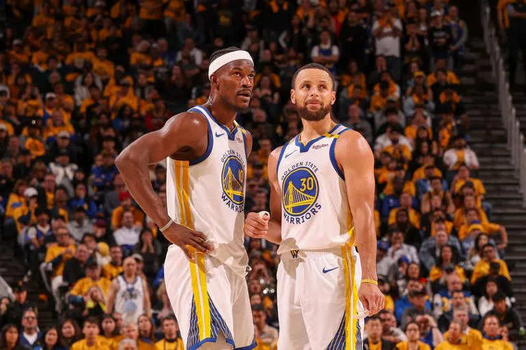 Los Warriors de Steph Curry fueron testigos en vivo de la grandeza de los playoffs de Jimmy Butler.