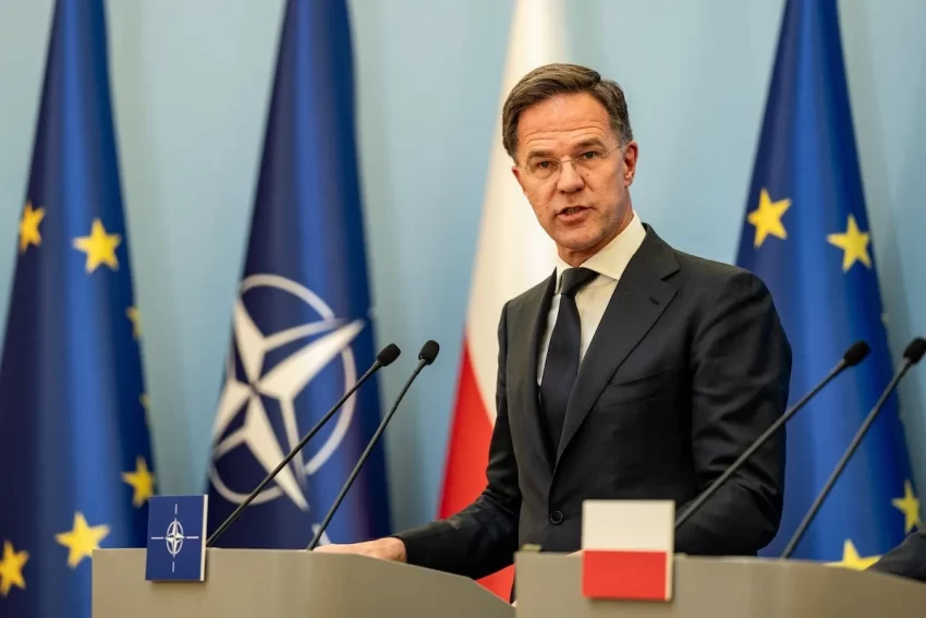 El jefe de la OTAN instó a Europa a intensificar sus esfuerzos militares