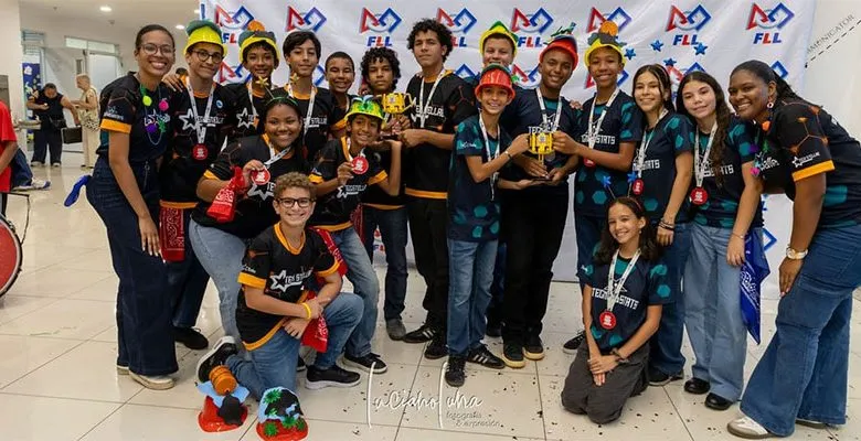 El Colegio Dominicano De La Salle brilla en First LEGO League