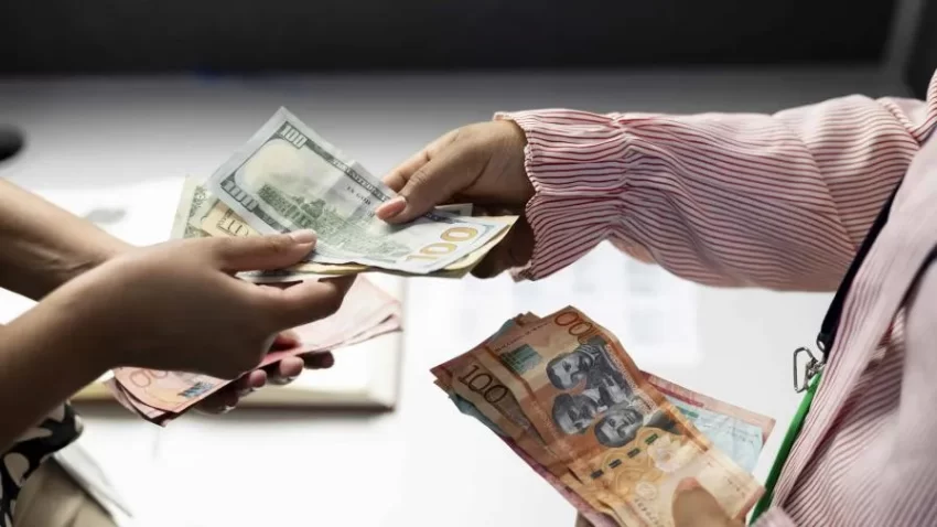 La cartera de créditos en moneda extranjera crece 15.3 % en 2024