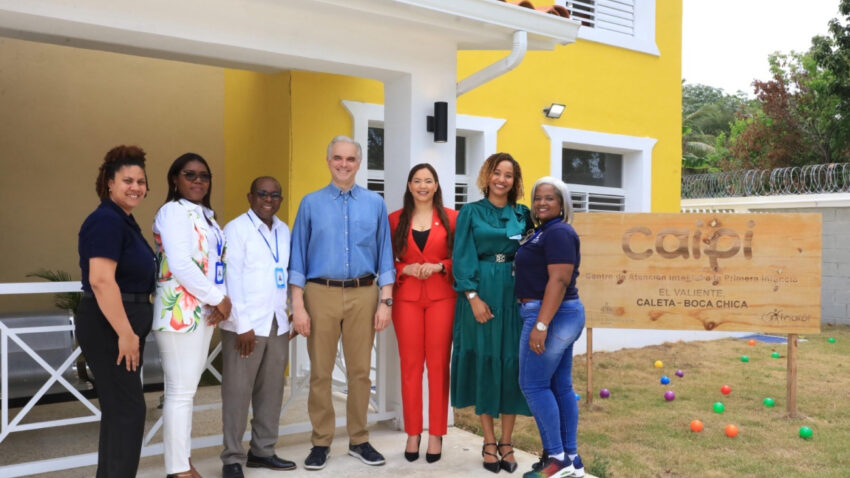 El Ministro Luis Miguel De Camps reafirmó su compromiso con la educación desde la primera infancia durante su visita al Centro de Atención Integral a la Primera Infancia (Caipi) El Valiente.