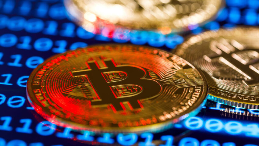 "El mayor error de la historia": Una mujer deshecha el USB de su esposo que contenía una fortuna en bitcoins.