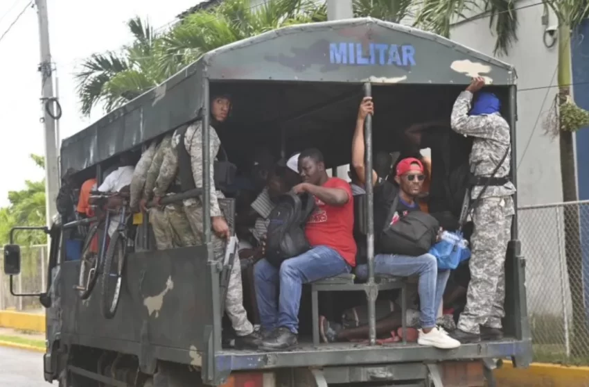 Migración dispone 400 plazas de agentes para arrestar ilegales