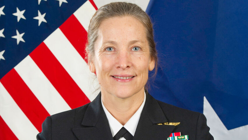 La razón inesperada por la que fue despedida la representante militar de EE.UU. en la OTAN