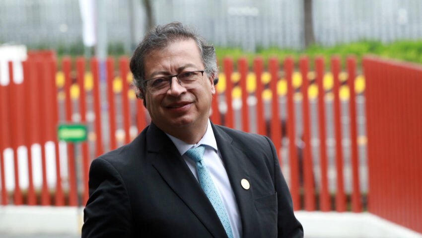 Petro promete dar asilo a los opositores "perseguidos" en este país