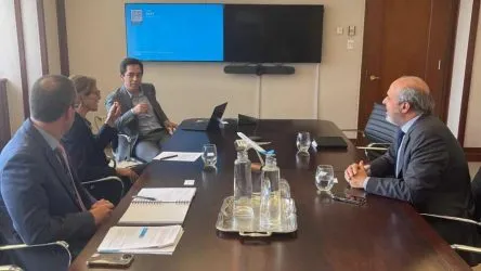 Embajador RD se reúne con CEO aerolínea Air Transat