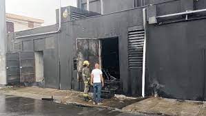 Se desploma parte del techo de discoteca Jet Set mientras cantaba el merenguero Rubby Pérez