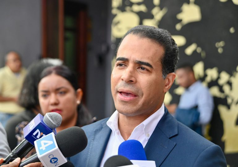 José Dantés llama a la reinvención política con inteligencia y visión de futuro