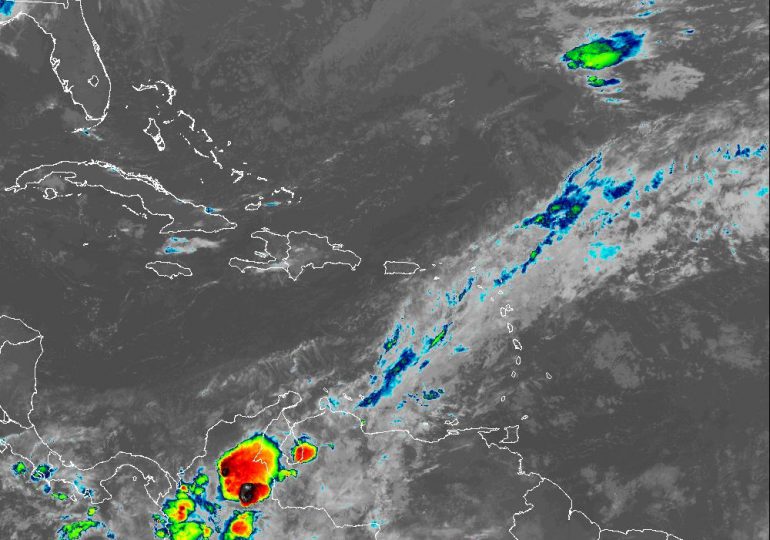 Indomet: vaguada continuará generando aguaceros y tronadas esta tarde