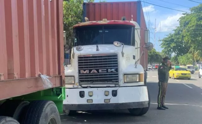 INTRANT prohíbe circulación de vehículos de carga durante esta Semana Santa