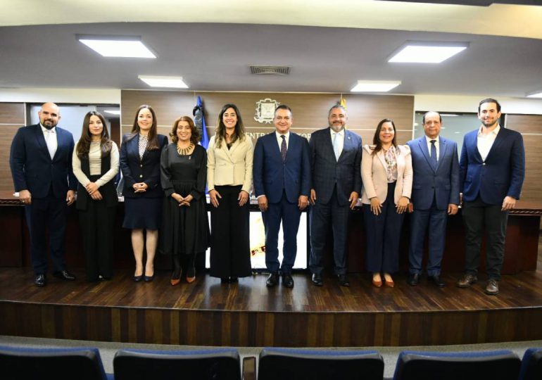 JCE presenta proyecto de la nueva Cédula de Identidad y Electoral