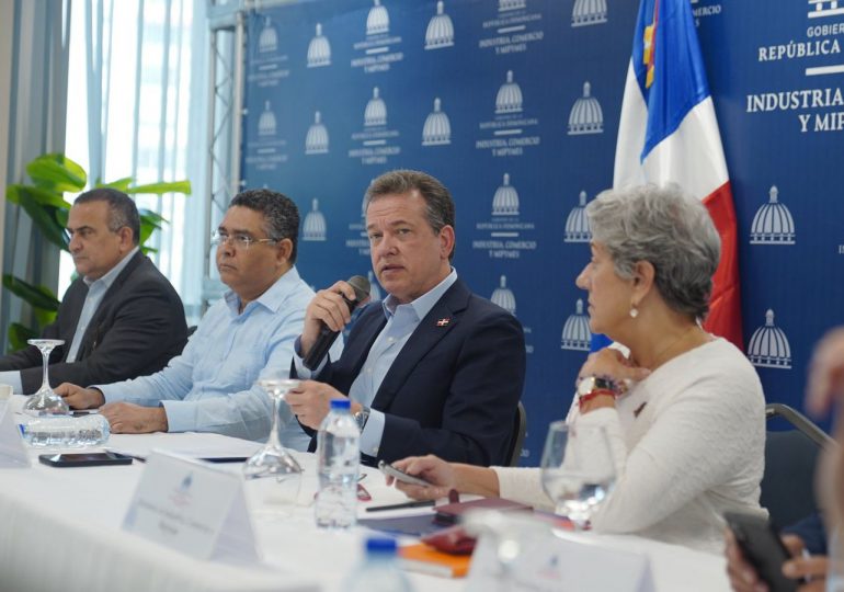 MICM convoca a sector público y privado ante anuncio arancelario de EE. UU.; activa mesas intersectoriales