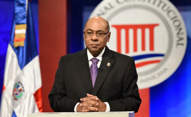 Abinader designa a Milton Ray Guevara Coordinador del Estudio de las Normativas Migratorias