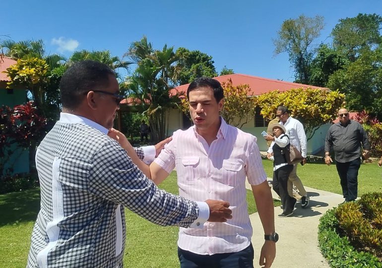 Ministro de Cultura recorre María Trinidad Sánchez en atención a las necesidades culturales de la provincia