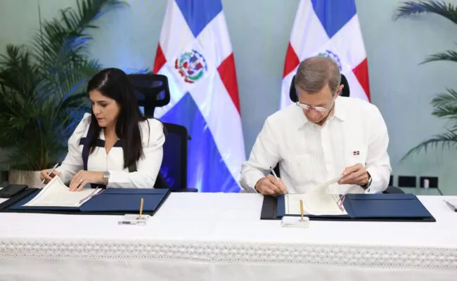 MIREX y ProDominicana acuerdan fortalecer procesos de visados y residencia de extranjeros por inversión y negocios